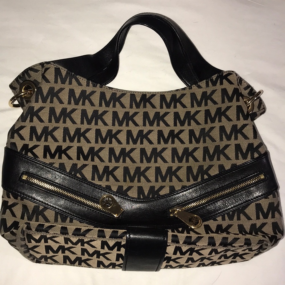 🔴 Authentic Large Michael Kors Bag